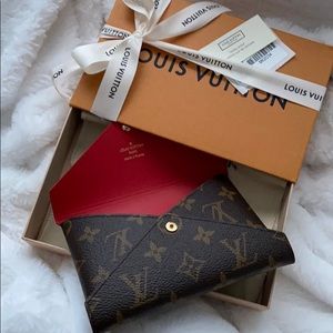 ✨SOLD✨ 💯Authentic *NEW* Louis Vuitton Kirigami